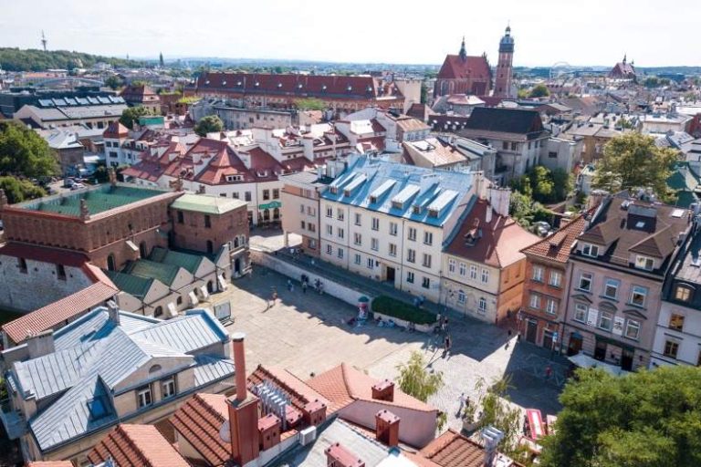 Should I visit Warsaw or Krakow? Get all your answers here Poland